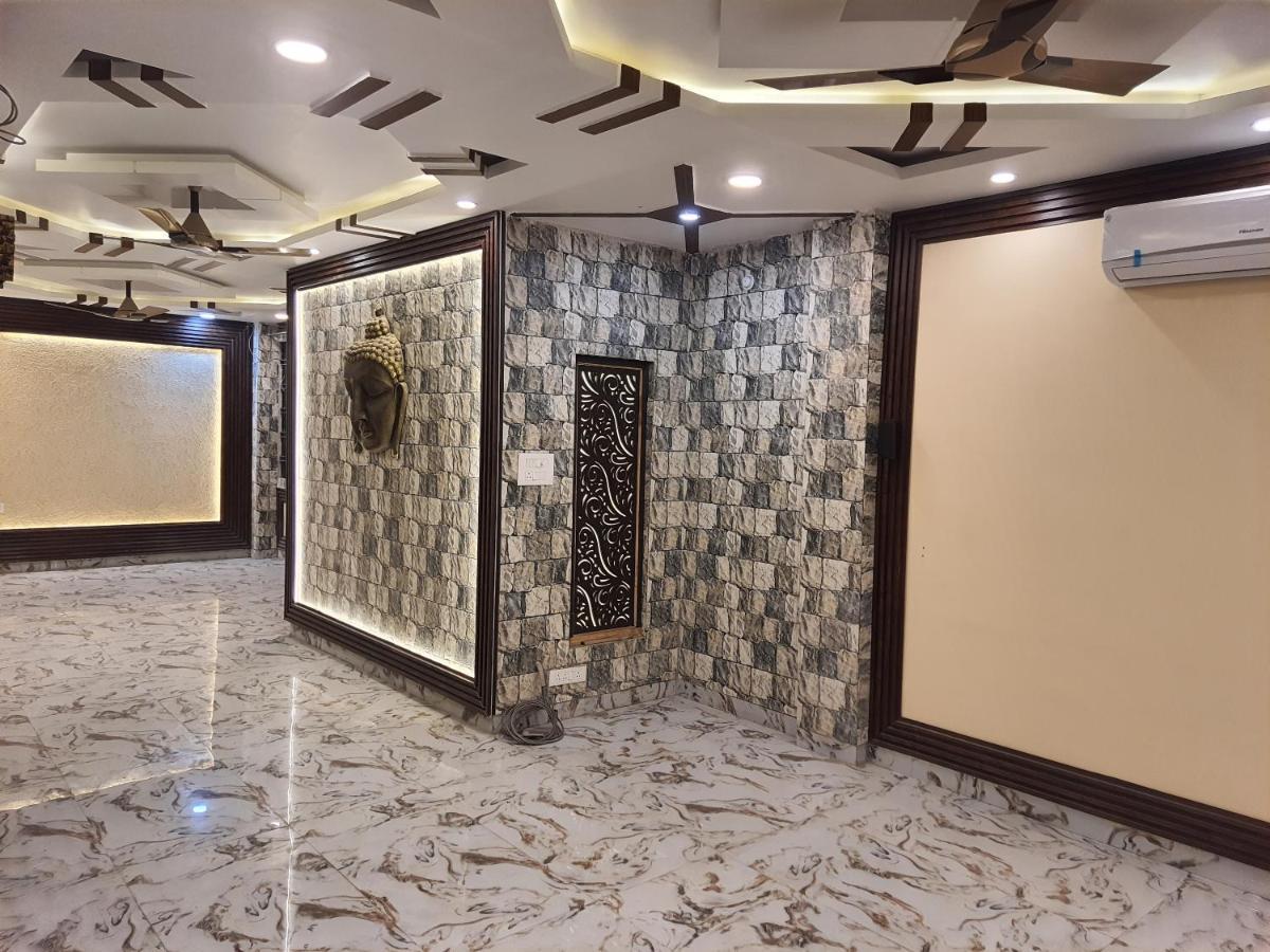 Divine Hotel & Banquet Hall Bhopál Kültér fotó